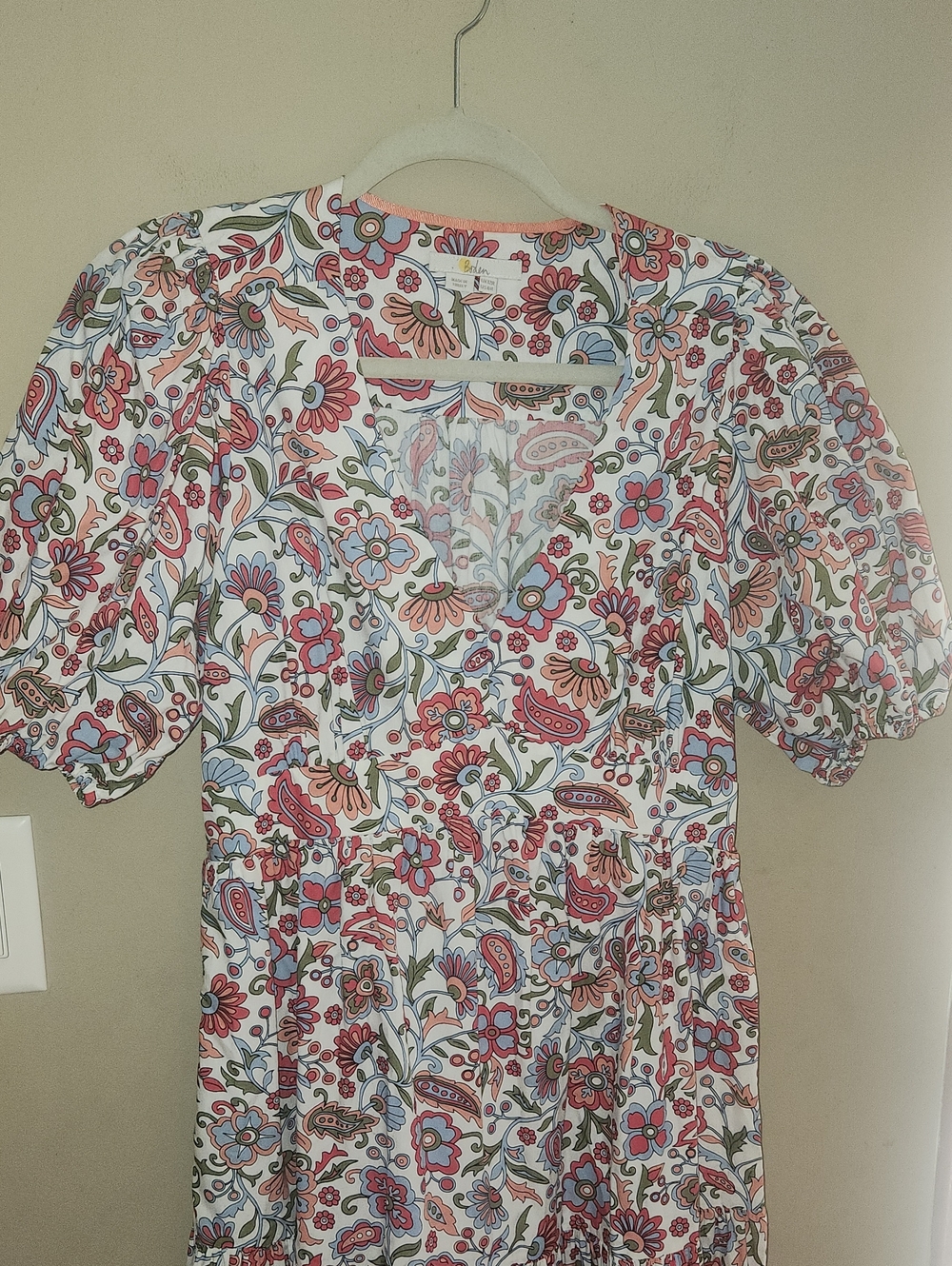 Women's White Puff Sleeve Tiered Midi Dress , Oriental Paradise size 8. - Picture 5 of 12